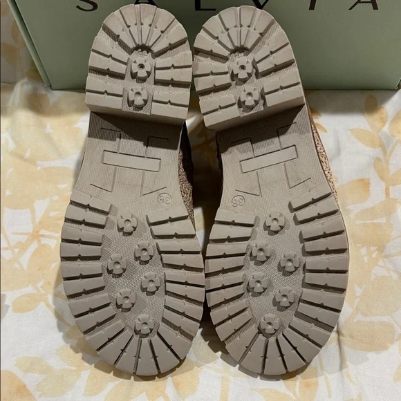 SALVIA Raffia Mules size 38. - Picture 5 of 11